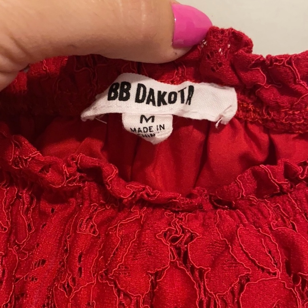 BB Dakota Off the Shoulder Red Lace Shift Dress - Picture 5 of 5